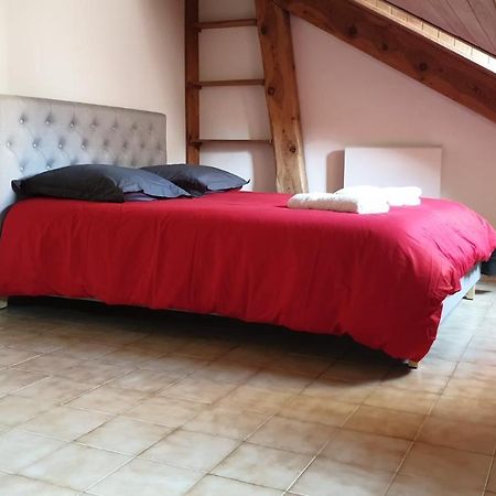 Embrun Cosy Apartment Bagian luar foto